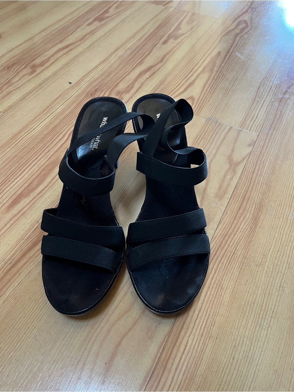 AEROSOLES Black Elastic Strap Sandals
